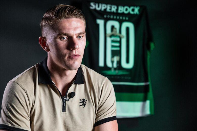 西甲做客伯纳乌替补上演梅开二度，斯韦德贝里是历史第三人（客战伯纳乌替补梅开二度，斯韦德贝里成西甲史上第三人）