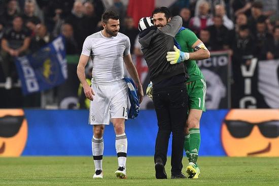 湖人危咦？马刺本赛季前10次领先15分最终战绩为9胜1负