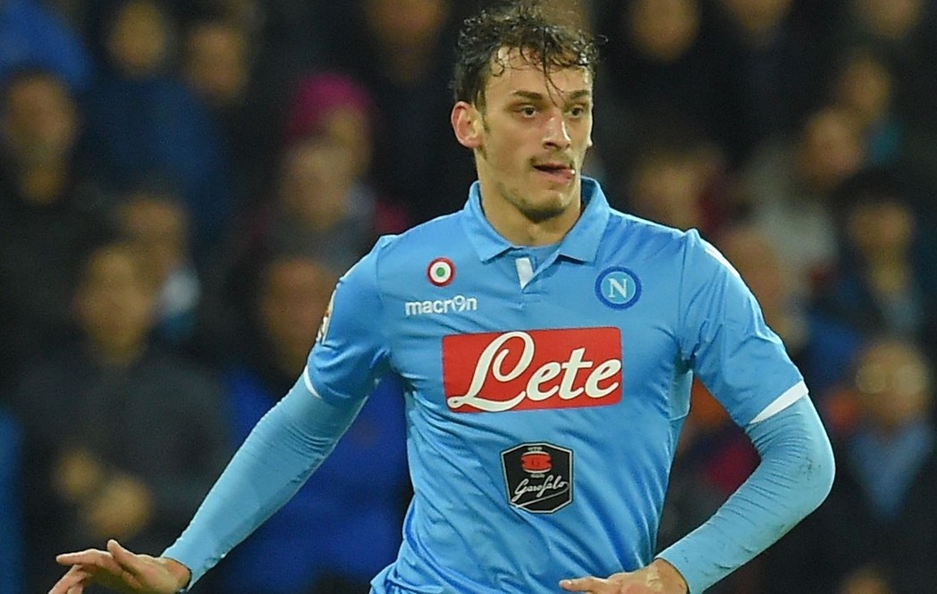 斯基拉：国米派球探考察卡利亚里20岁的右翼卫帕莱斯特拉（斯基拉：国米派遣球探赴卡利亚里考察20岁右翼卫帕莱斯特拉）