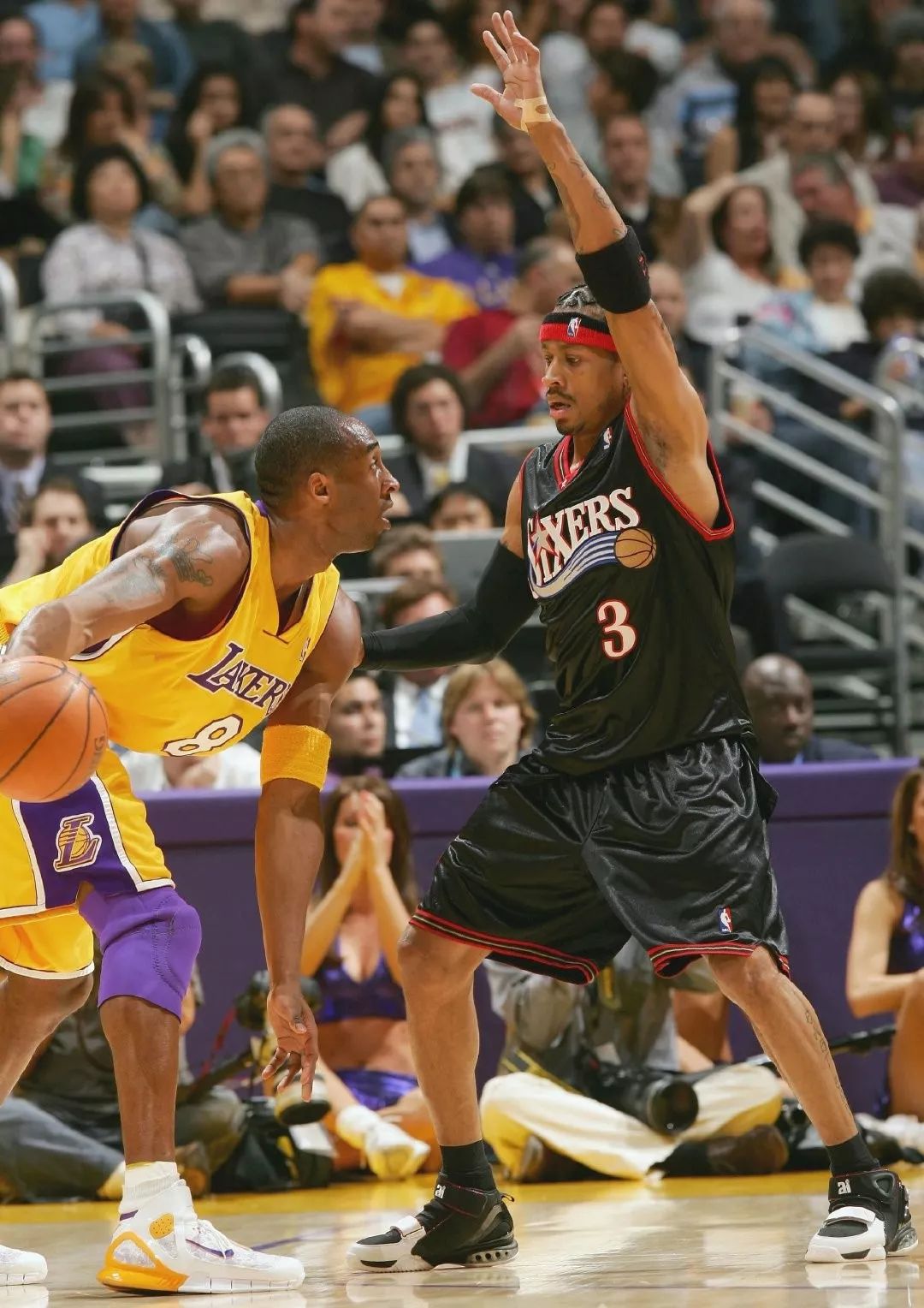 尼日利亚队队长埃孔宣布从国家队退役，期间共为国出战83场（尼日利亚队长埃孔宣布退出国家队，生涯为国出战83场）