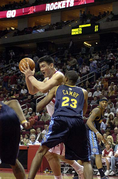 篮球CBA球队启用新训练馆，设备全面升级（CBA球队启用全新训练馆，设施全面焕新）