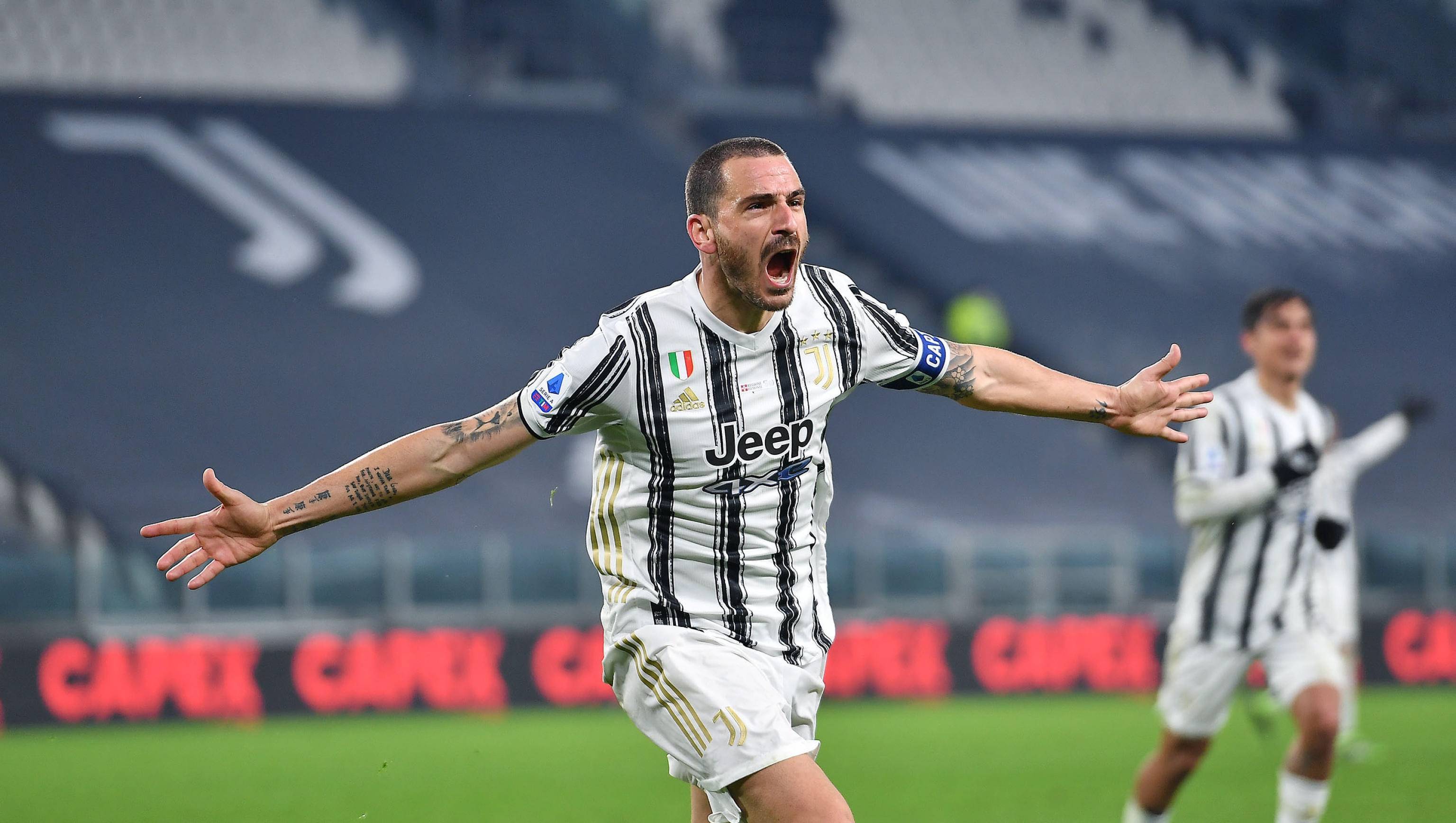 塞萨尔：齐沃为什么要换下博尼和泽林斯基？他俩明明表现最好（塞萨尔质疑齐沃换人：为何撤下表现最佳的博尼与泽林斯基？）